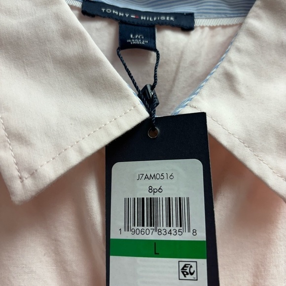 🌸 3/$15 Tommy Hilfiger Light Pink Button-Up Long Sleeve Shirt, Large, NWT - Picture 3 of 9